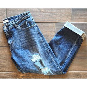 KanCan Womens Estilo Mid Rise Distressed Denim Patch Boyfriend Jeans 13